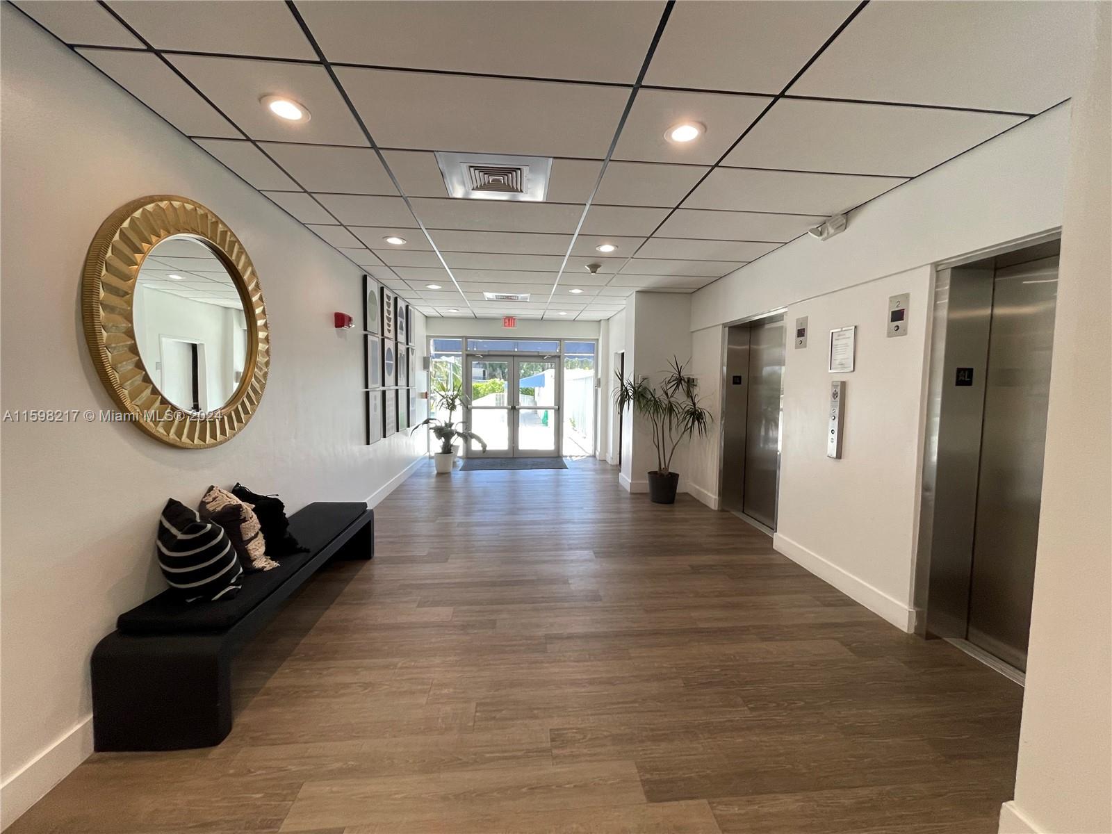 CLIPPER CONDO NO 1 - Residential