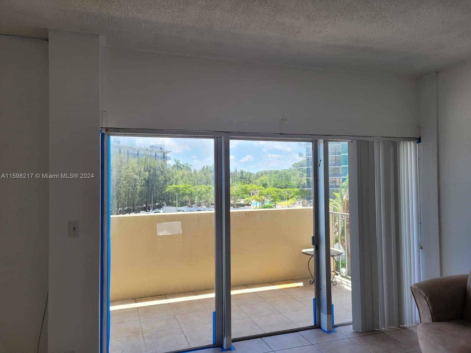 CLIPPER CONDO NO 1 - Residential