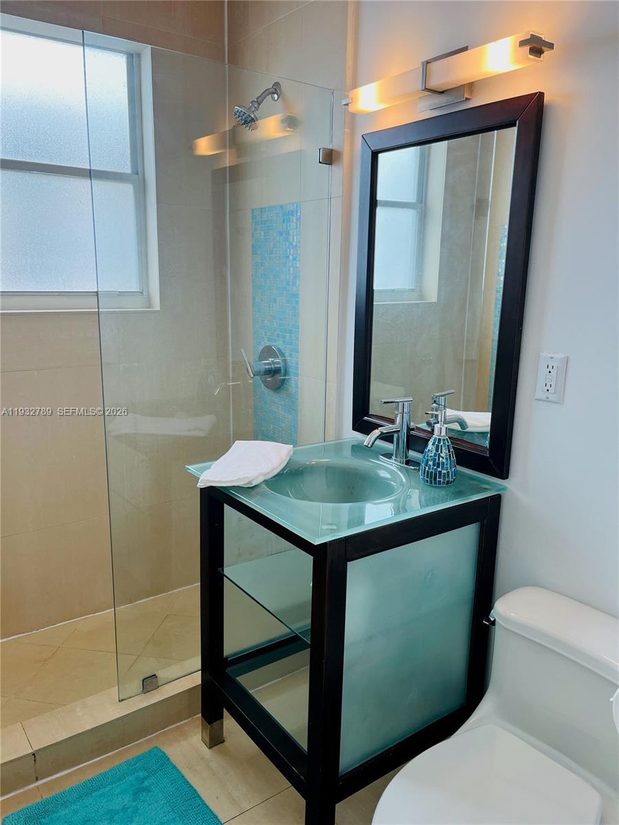 RETREAT CONDO - Residential