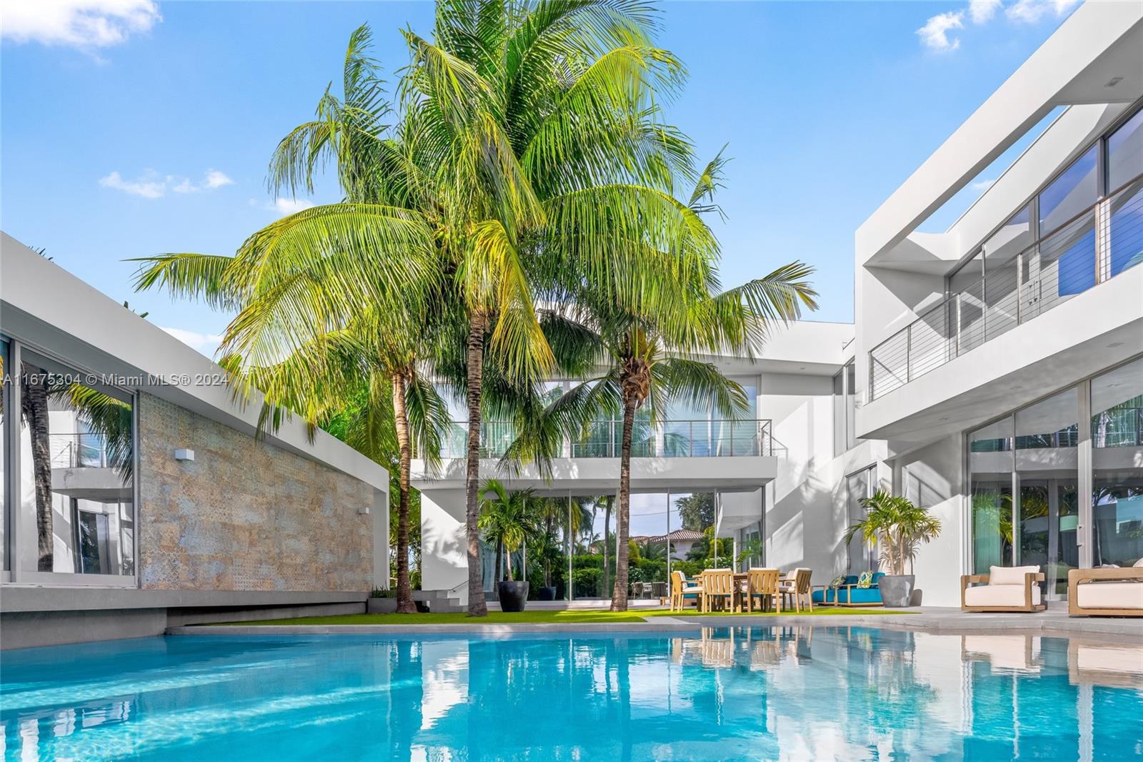 HIBISCUS ISLAND - Residential