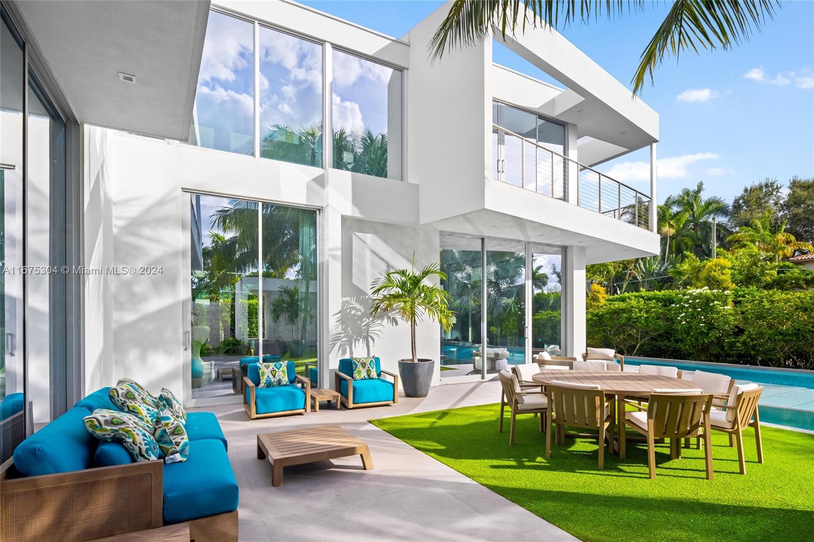 HIBISCUS ISLAND - Residential