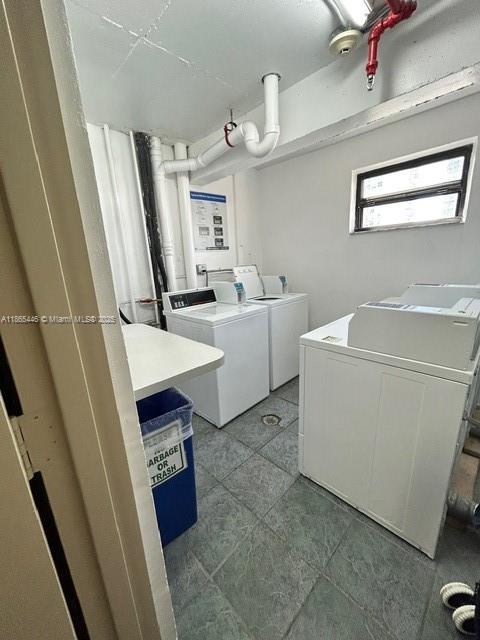PLAZA OF AMERICAS CONDO P - Residential Lease