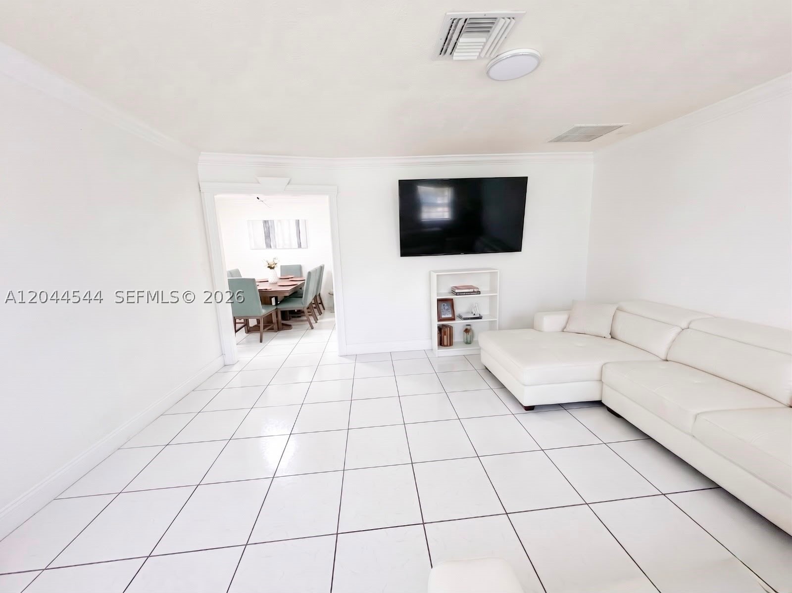 HIALEAH 54TH STREET ADDN - Residential Lease
