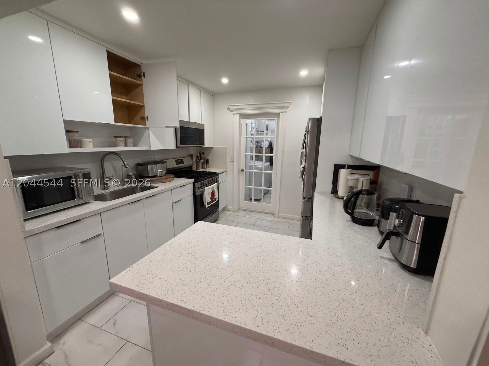 HIALEAH 54TH STREET ADDN - Residential Lease