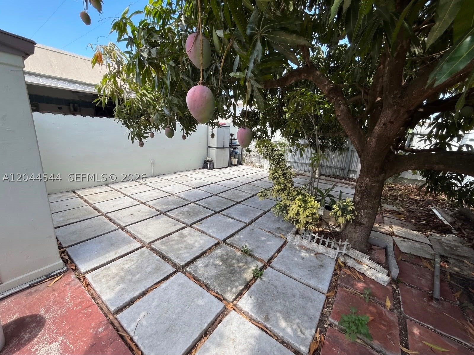 HIALEAH 54TH STREET ADDN - Residential Lease