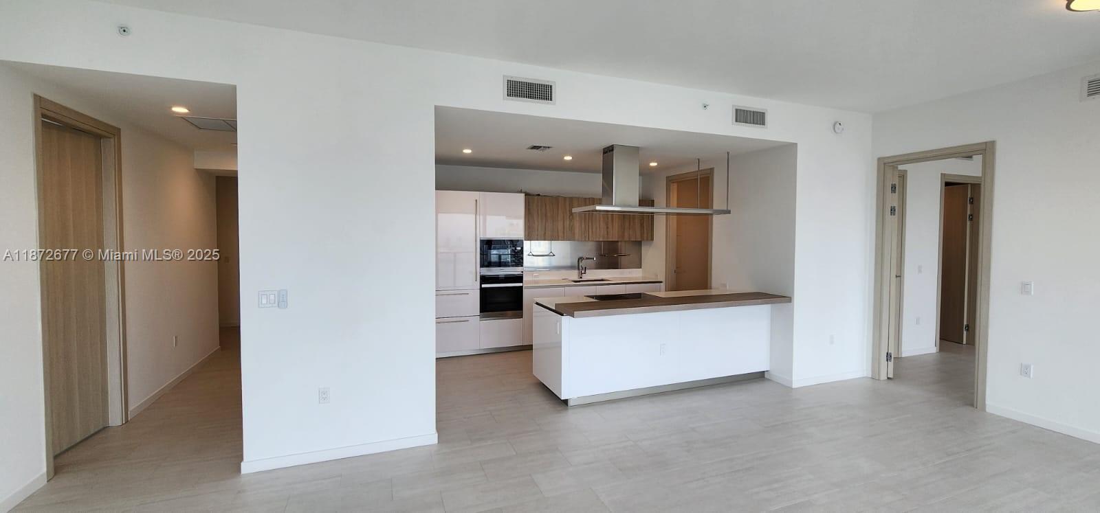 BRICKELL FLATIRON CONDO - Residential Lease