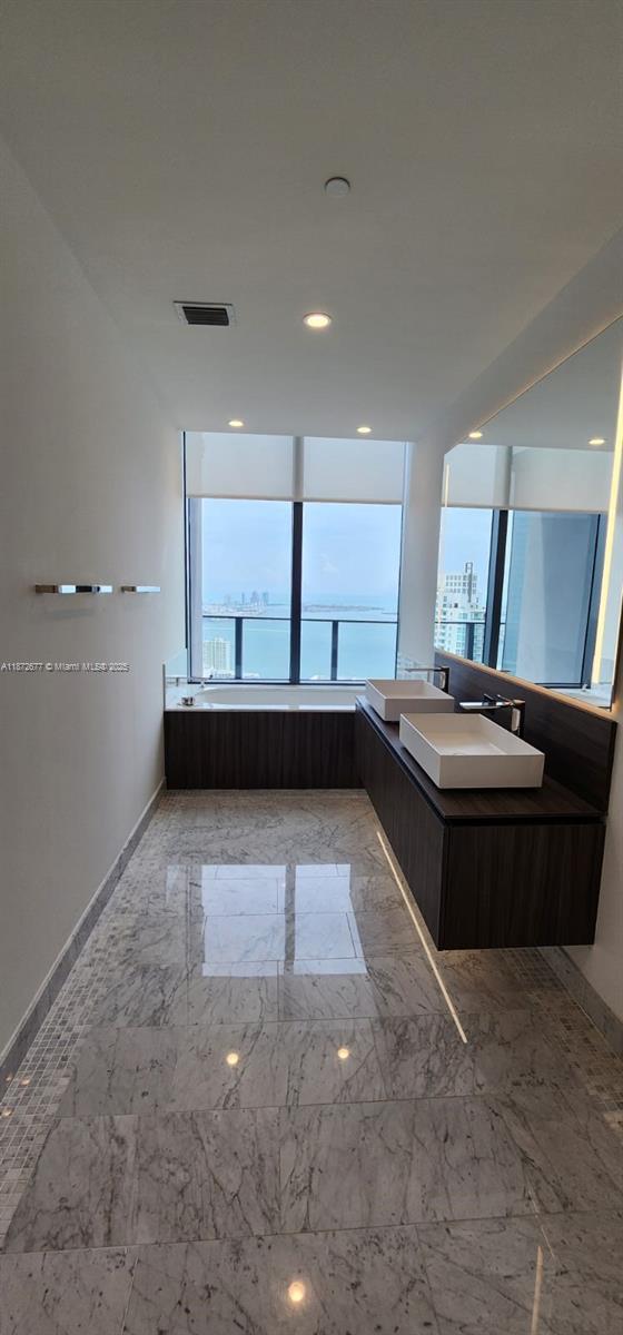 BRICKELL FLATIRON CONDO - Residential Lease