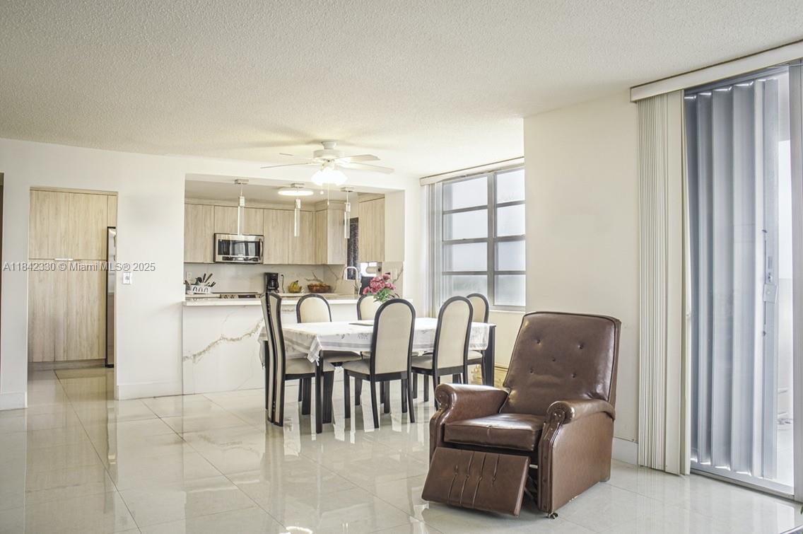 COMMODORE PLAZA CONDO - Residential