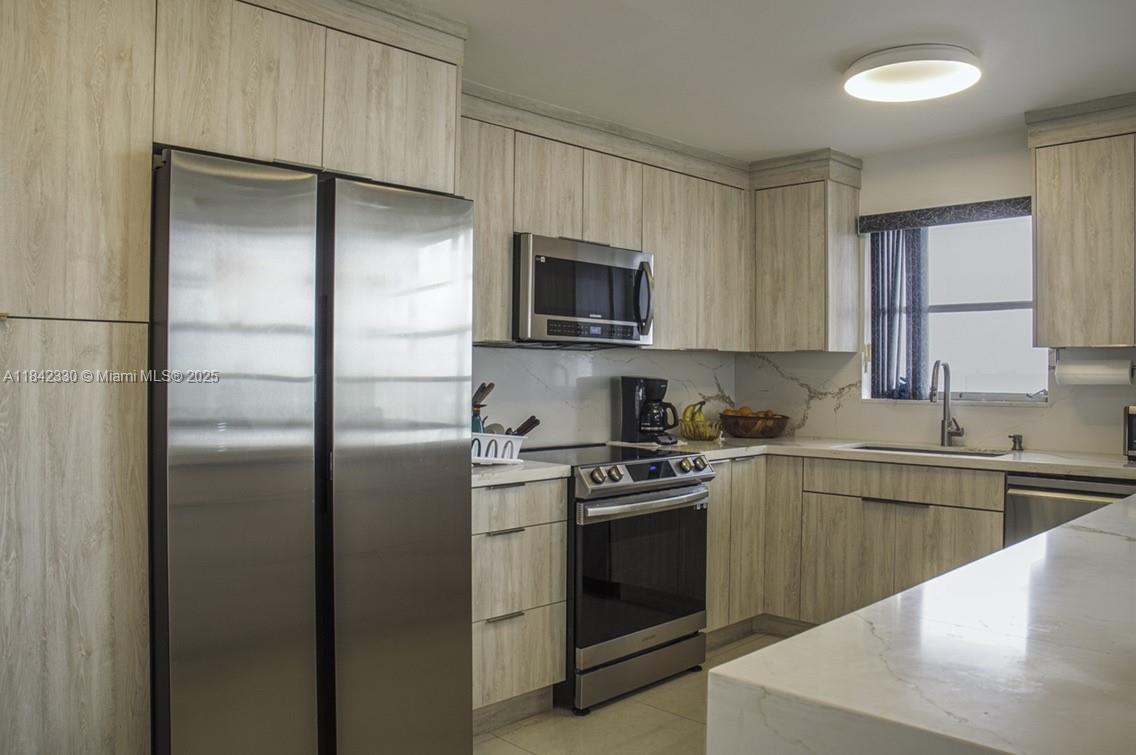 Beautiful corner residence at the Commodore Plaza, 2 bedroom 2 full bath, 1300 sqft , remodeled kitchen and new porcelain floors throughout, ample balcony, one assigned uncovered parking space.
Building amenities: Two Tennis court, two swimming pool, fitness center , security and guest parking.

New buyers have a one-year waiting period before leasing is allowed.
Unit can be rented for a minimum of 4 consecutive months, and can only be rented one time every 2 years.
Finance offers: the minimum down payment required for board approval is 20%.
No current special assessments.
Building has partial reserves.
Building passed the 40 years recertification.

Thorough due diligence is required. See attachments please.

Video available upon request.