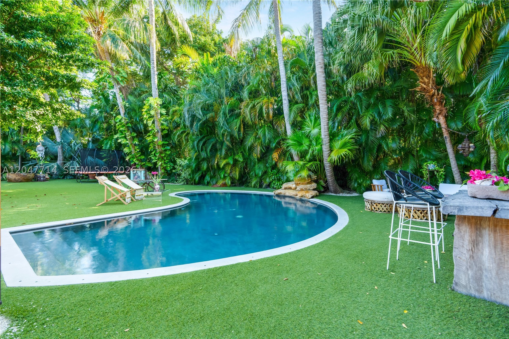 HOLIDAY COLONY - Residential