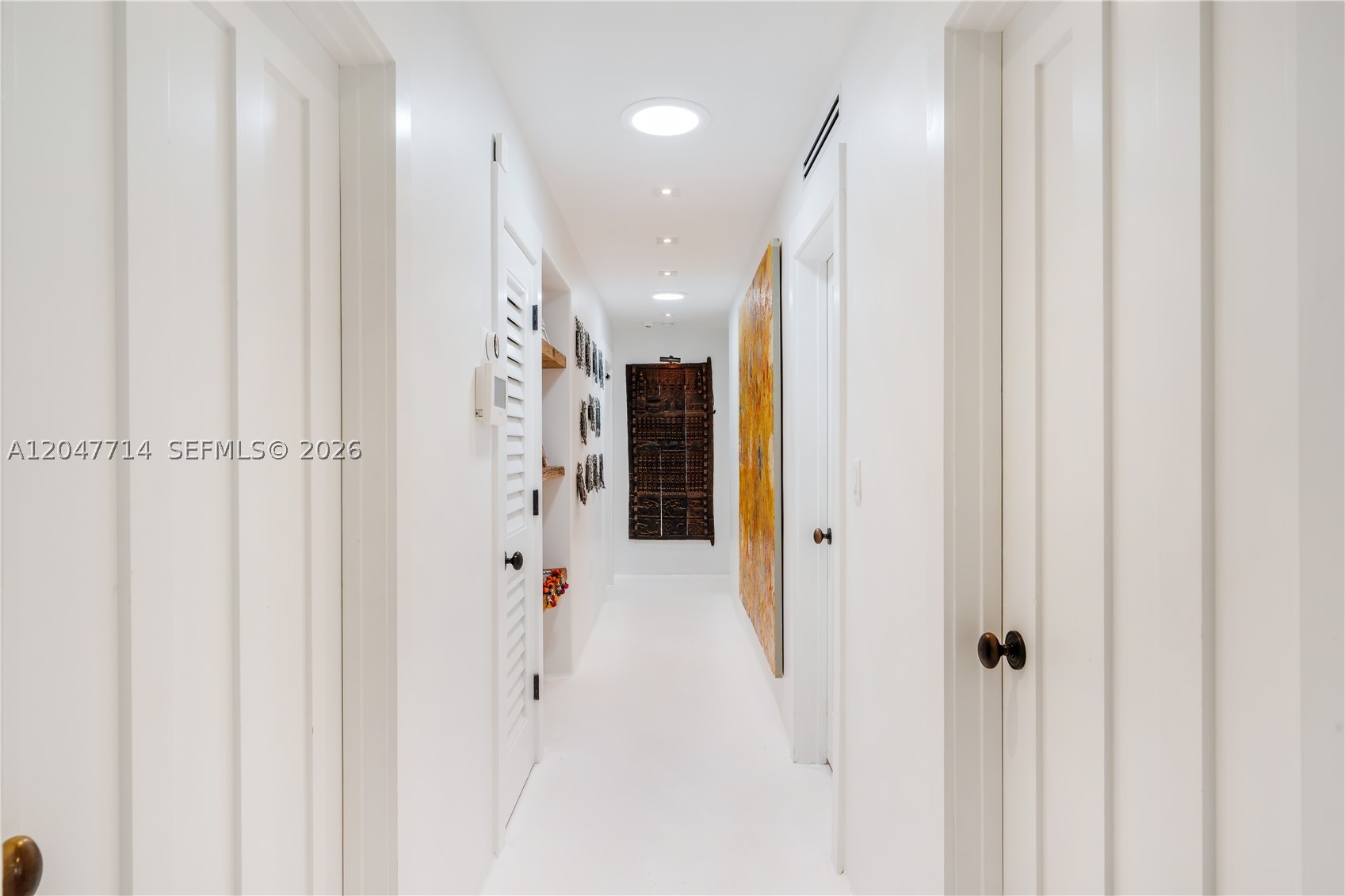 HOLIDAY COLONY - Residential