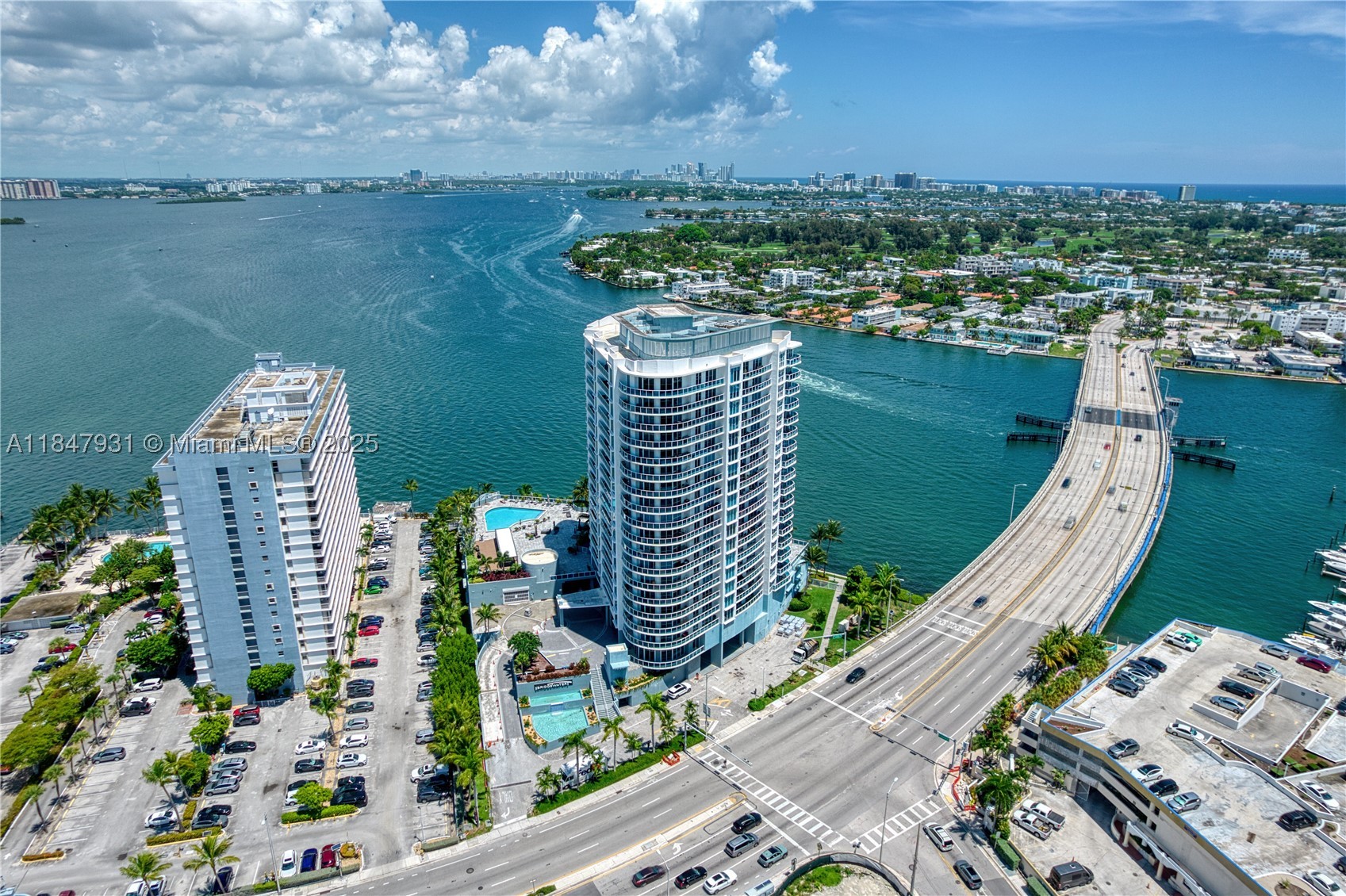 THE BRIDGEWATER CONDO - Residential