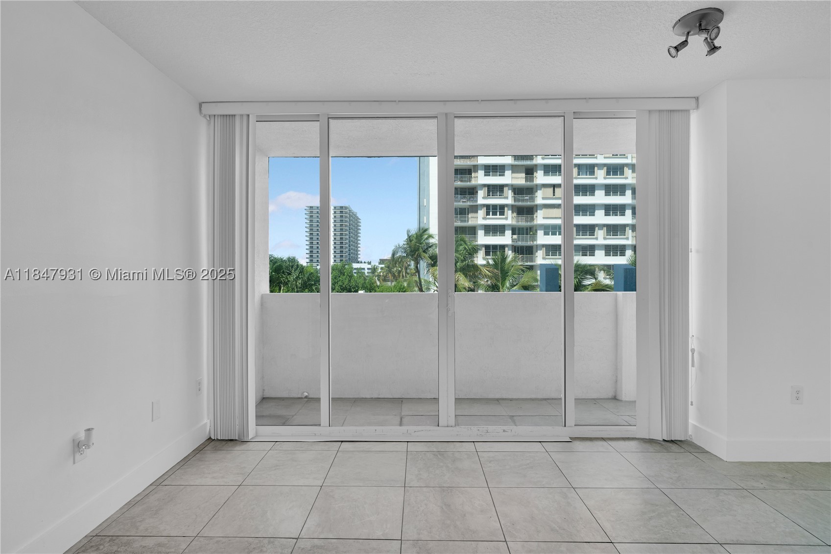 THE BRIDGEWATER CONDO - Residential