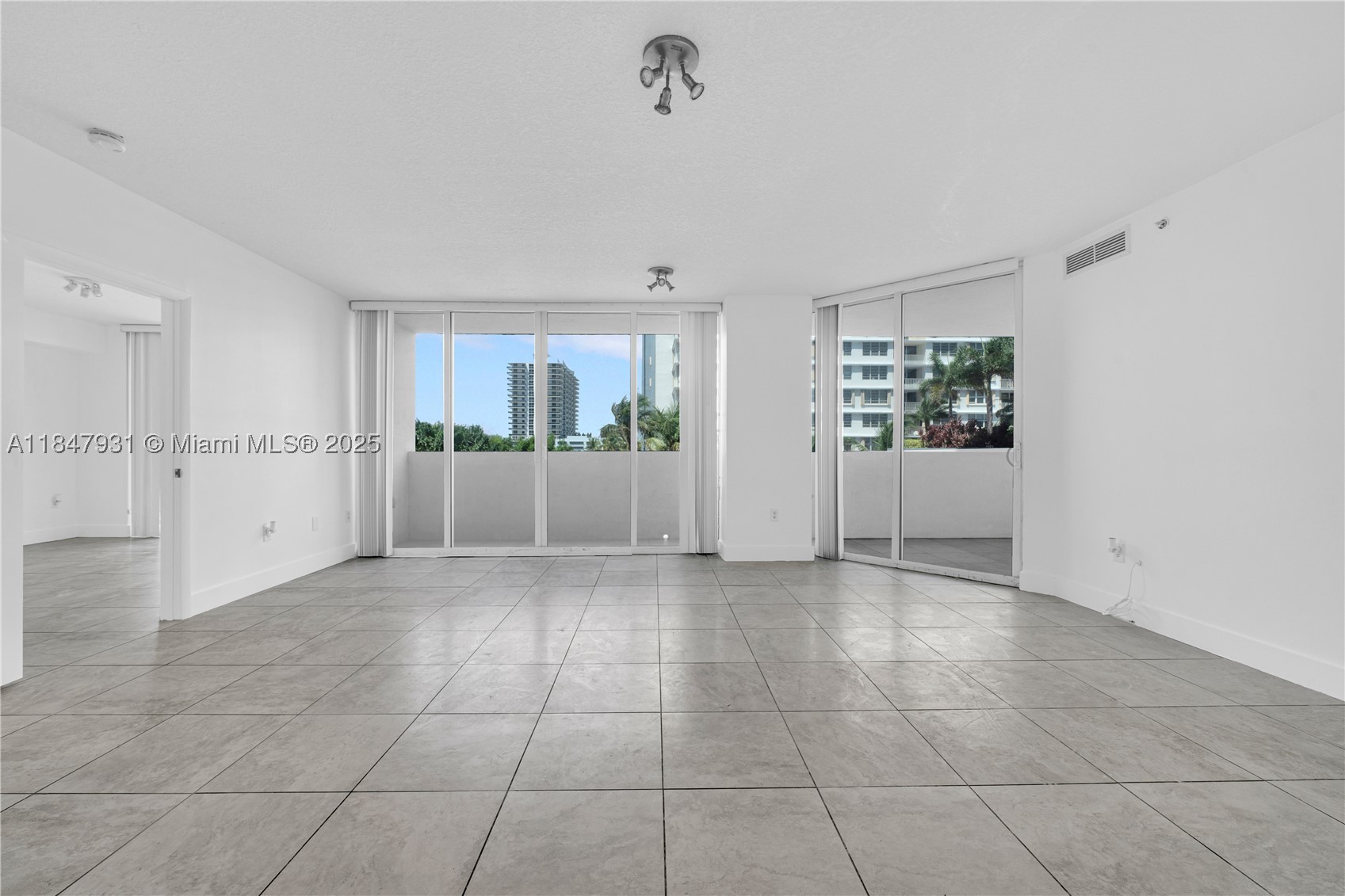 THE BRIDGEWATER CONDO - Residential