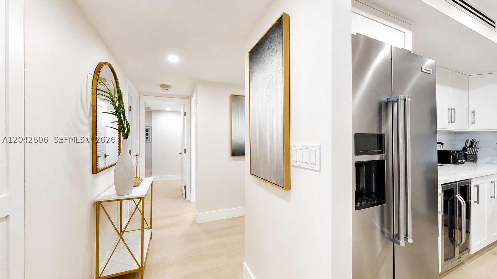 KEY BISCAYNE COMMODORE CL - Residential