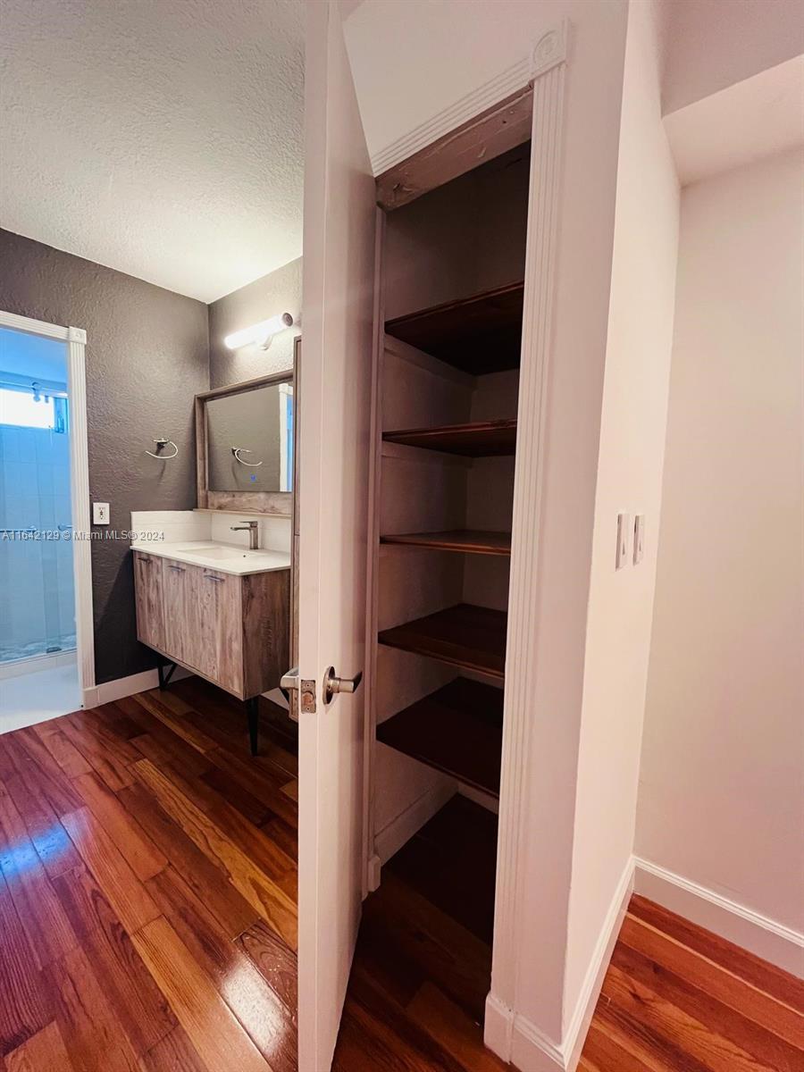 BYRON GARDENS CONDO - Residential Lease