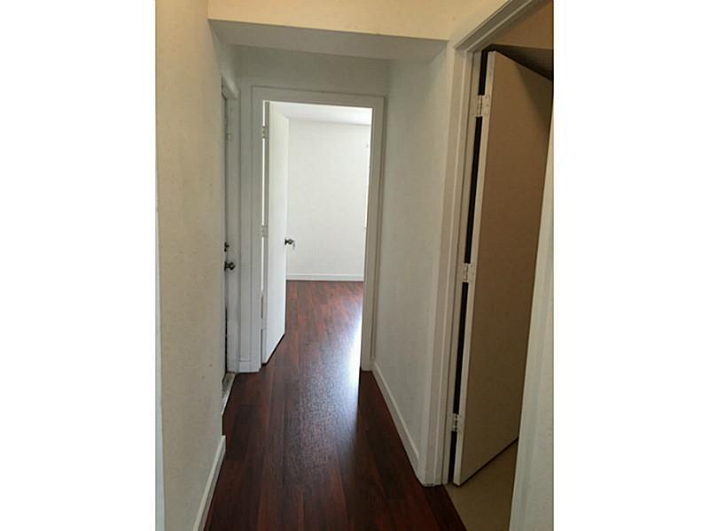 31 55 40 GREEN HILLS SEC - Residential