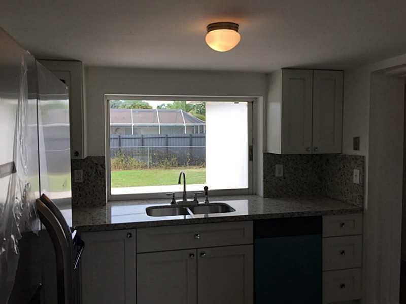 31 55 40 GREEN HILLS SEC - Residential