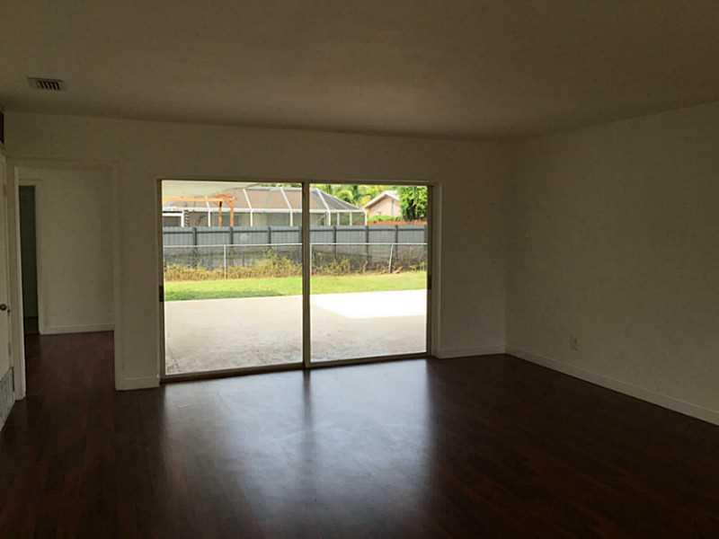 31 55 40 GREEN HILLS SEC - Residential