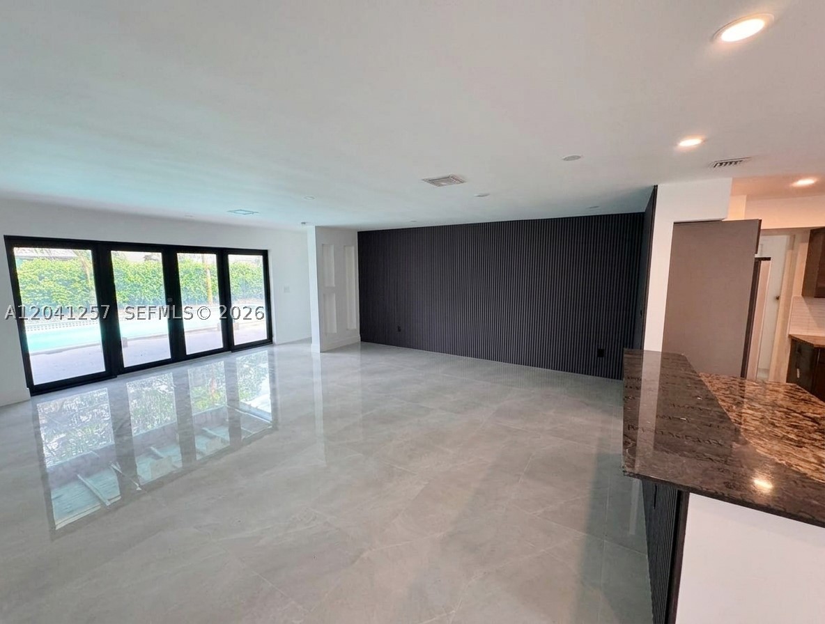 IVES ESTATES SEC 1 - Residential