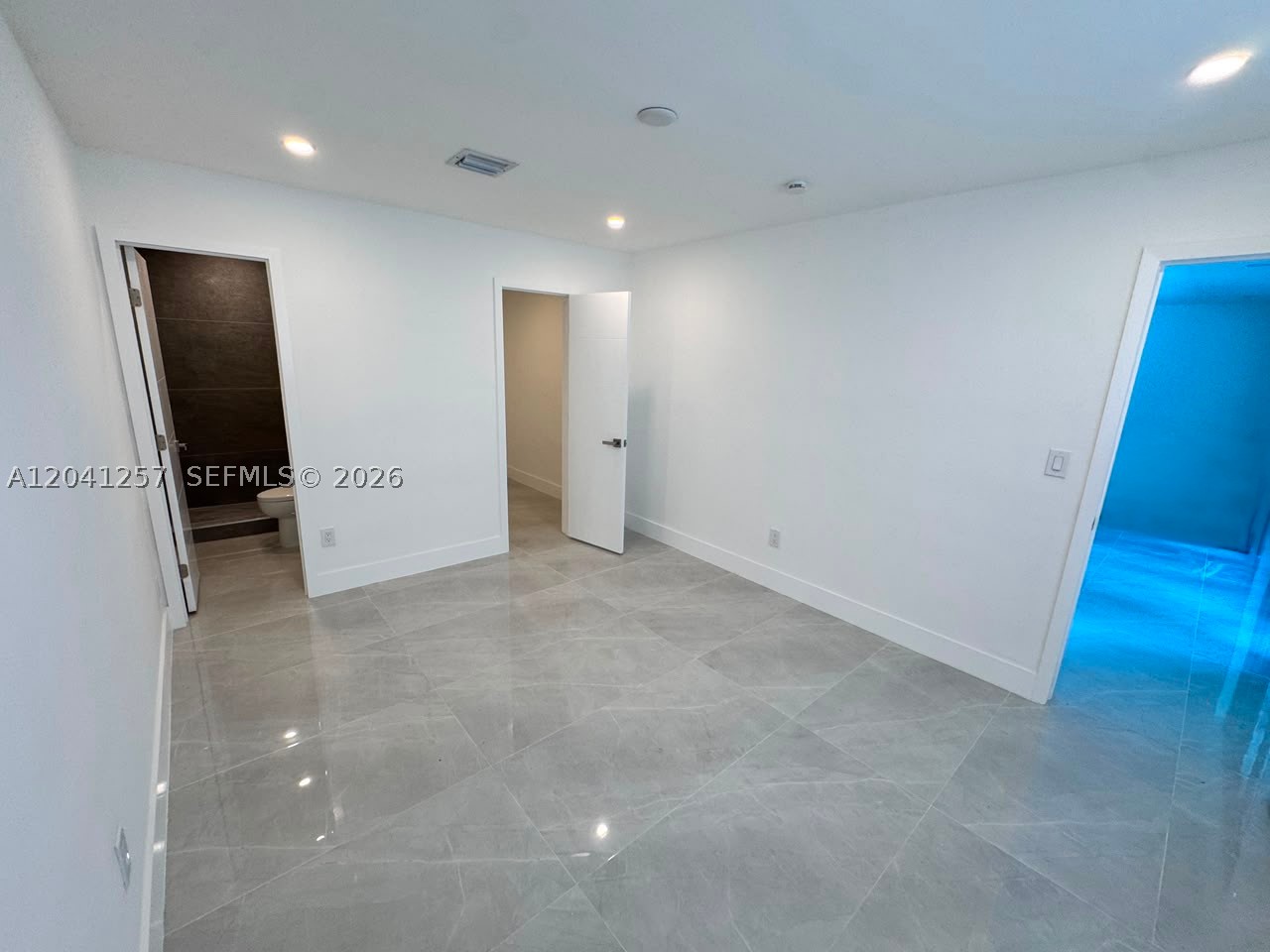 IVES ESTATES SEC 1 - Residential