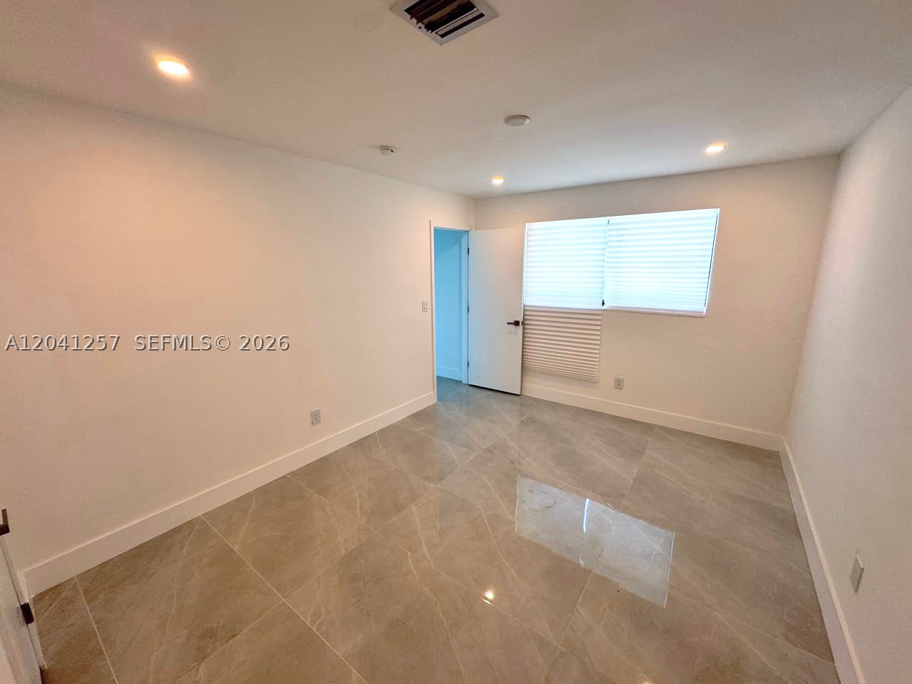 IVES ESTATES SEC 1 - Residential