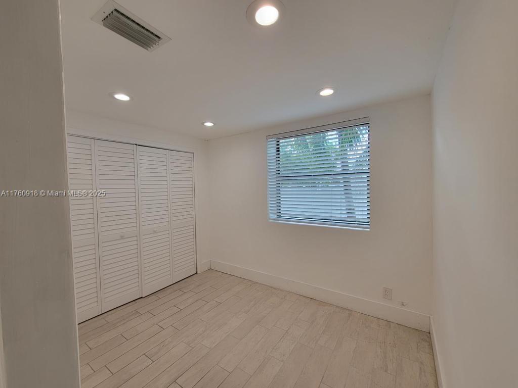 CITY OF MIAMI SOUTH - Residential Lease