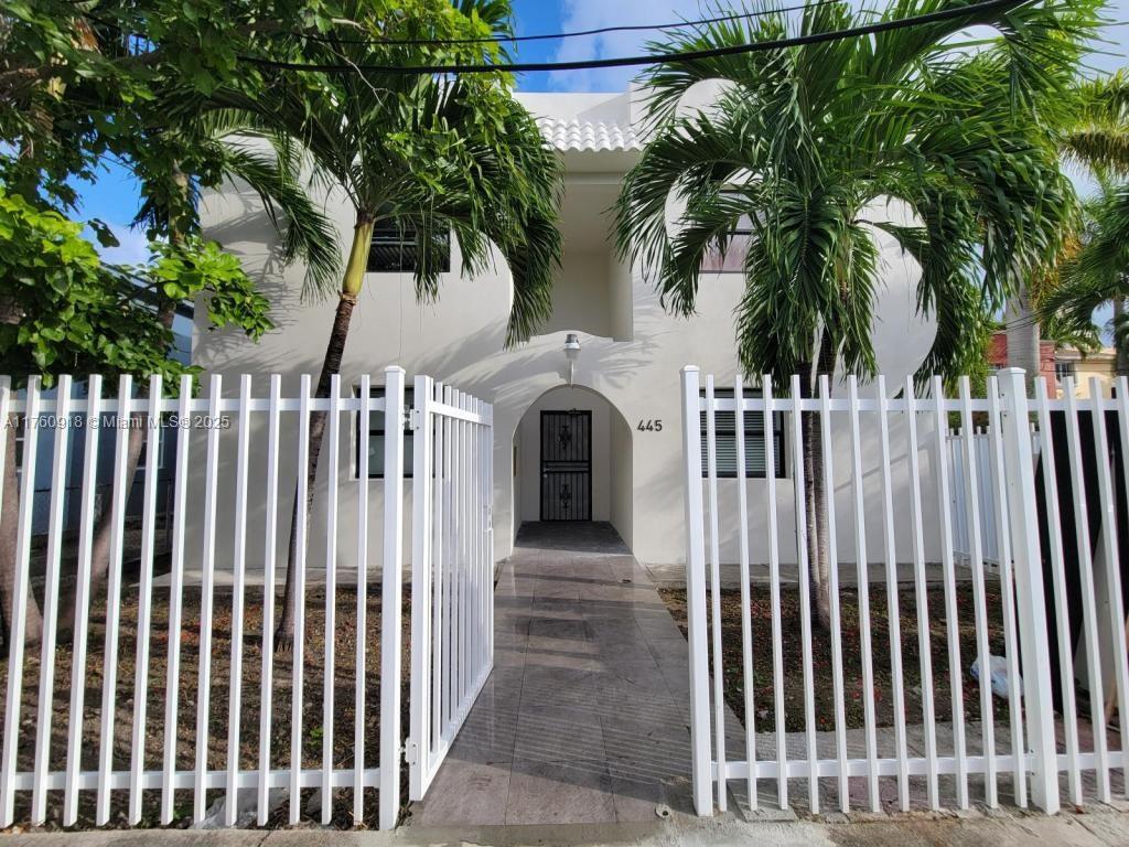 CITY OF MIAMI SOUTH - Residential Lease