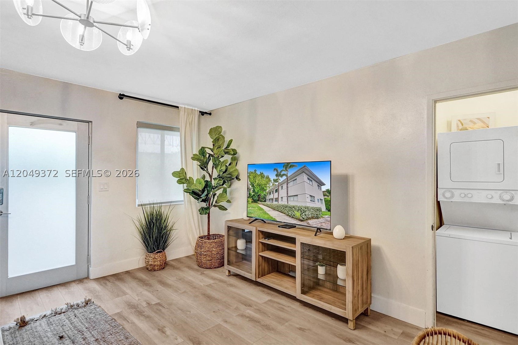 ALTON BEACH BAY FRONT - Residential Lease