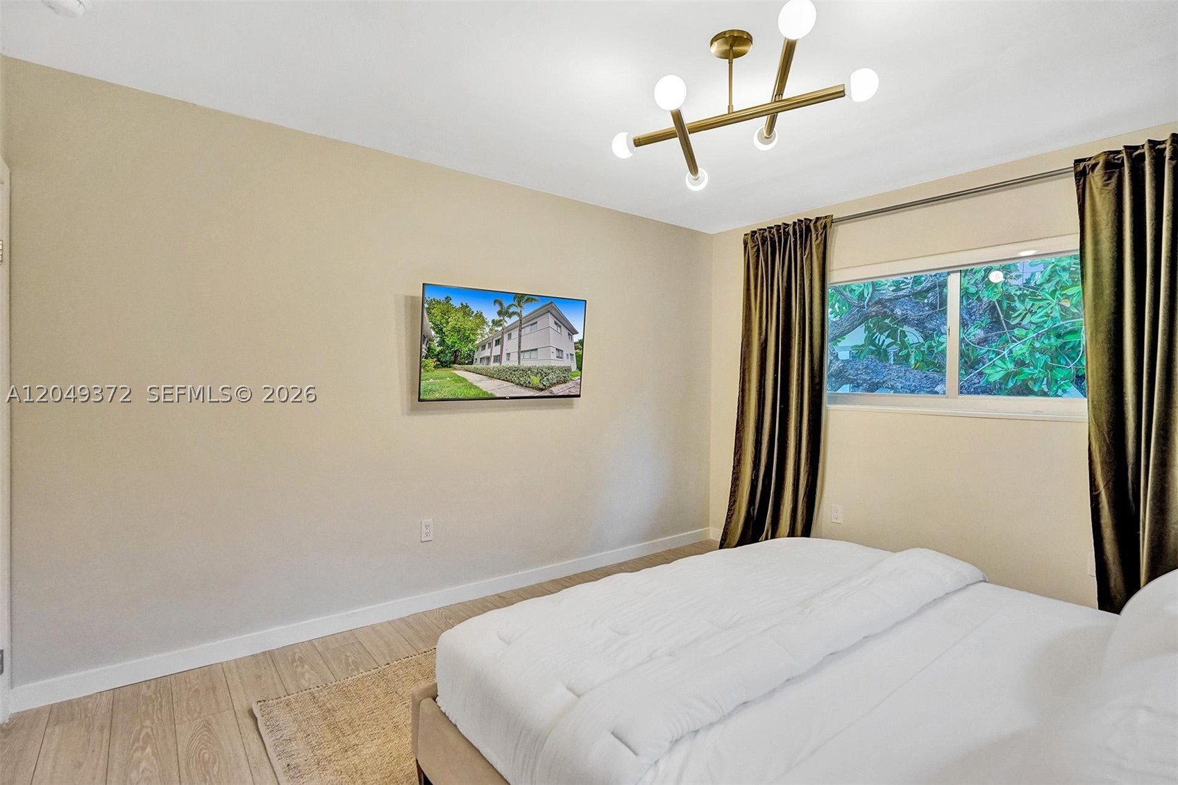 ALTON BEACH BAY FRONT - Residential Lease