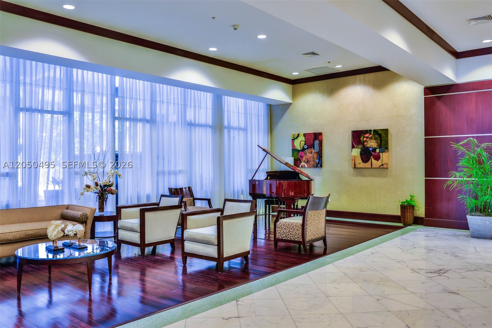 LA PERLA CONDO - Residential Lease