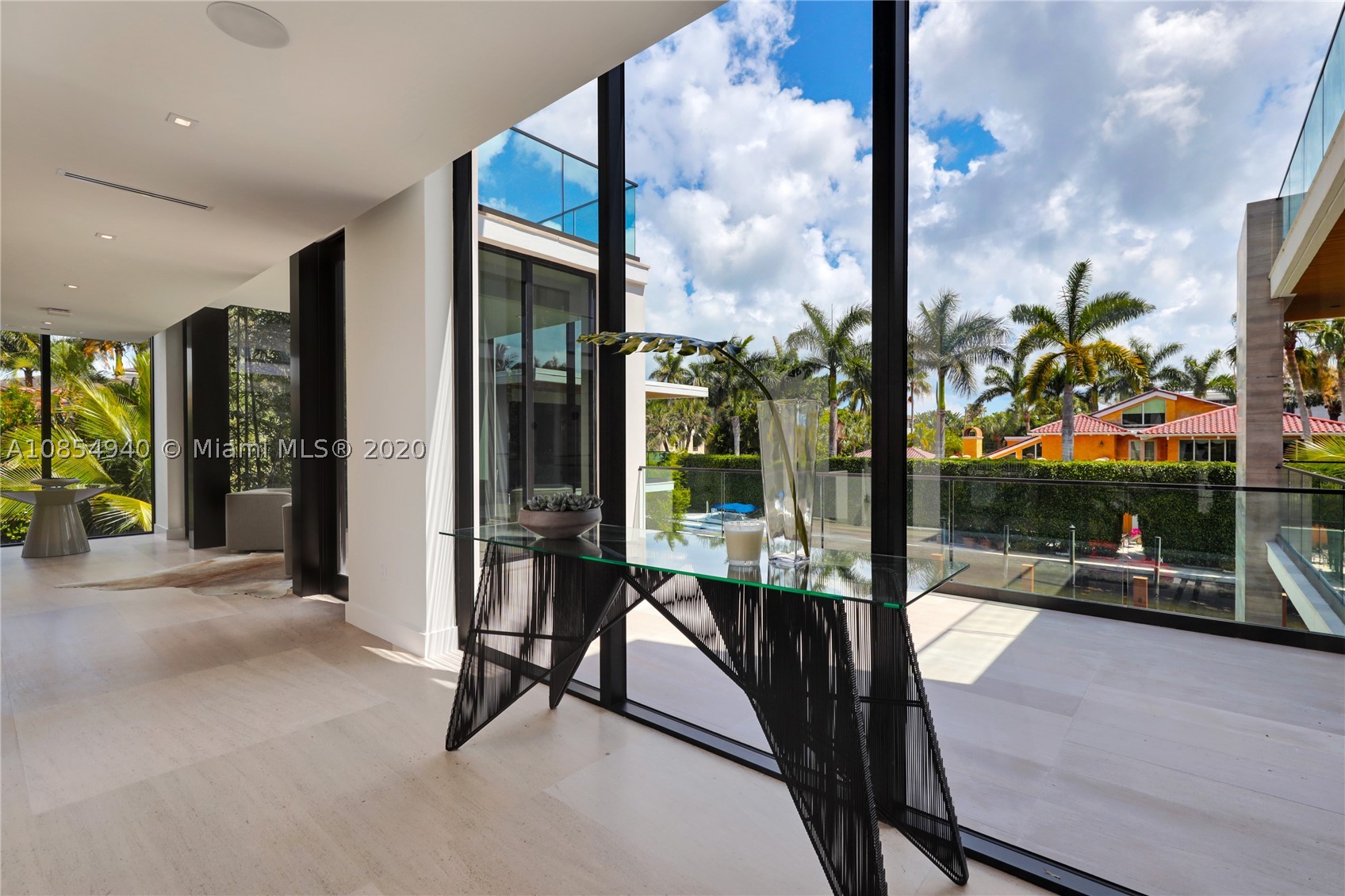 ENTRADA - Residential