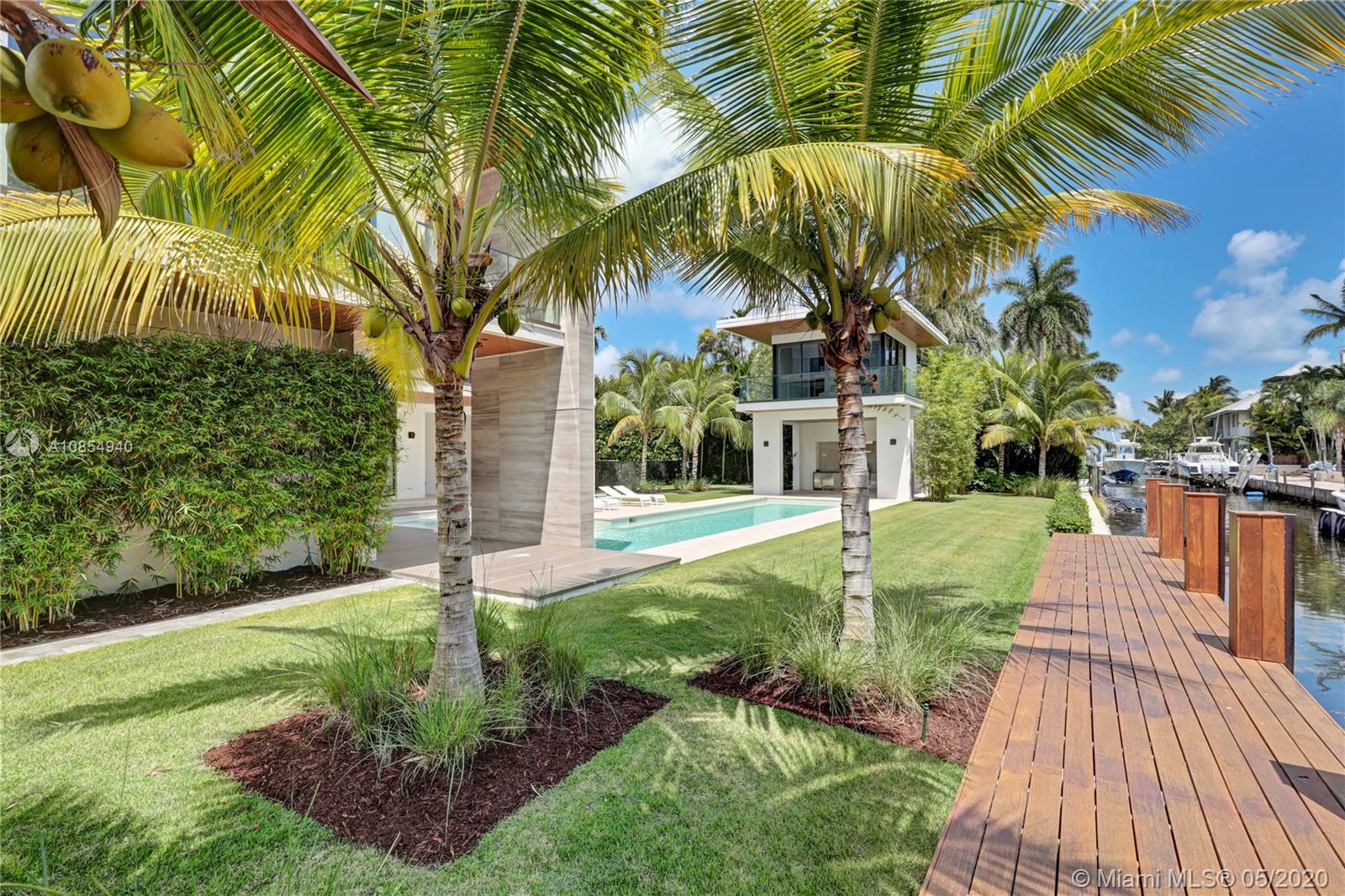 ENTRADA - Residential