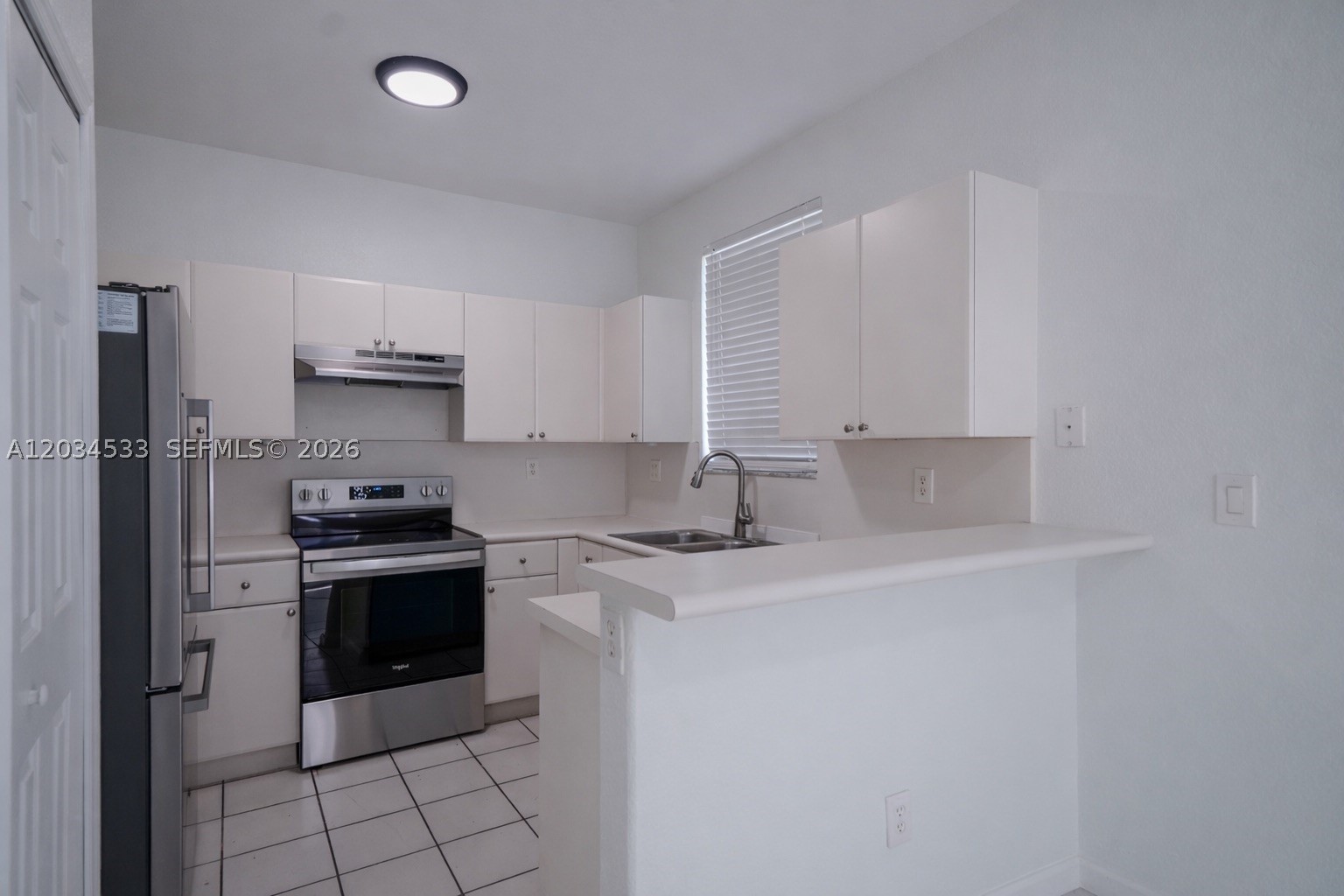 SHOMA TOWNHOMES AT KEYSCO - Residential