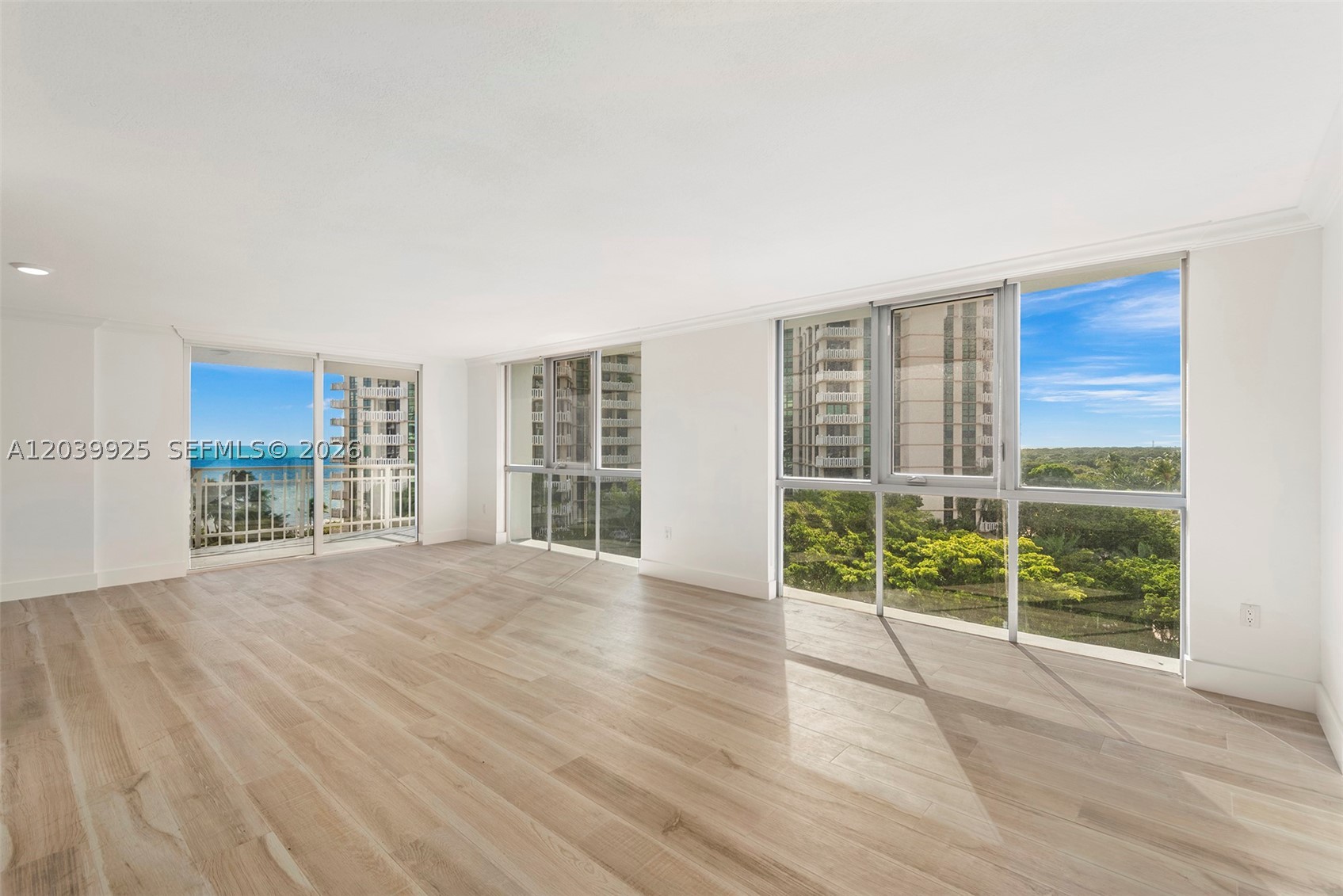 MAR-AZUL CONDO - Residential