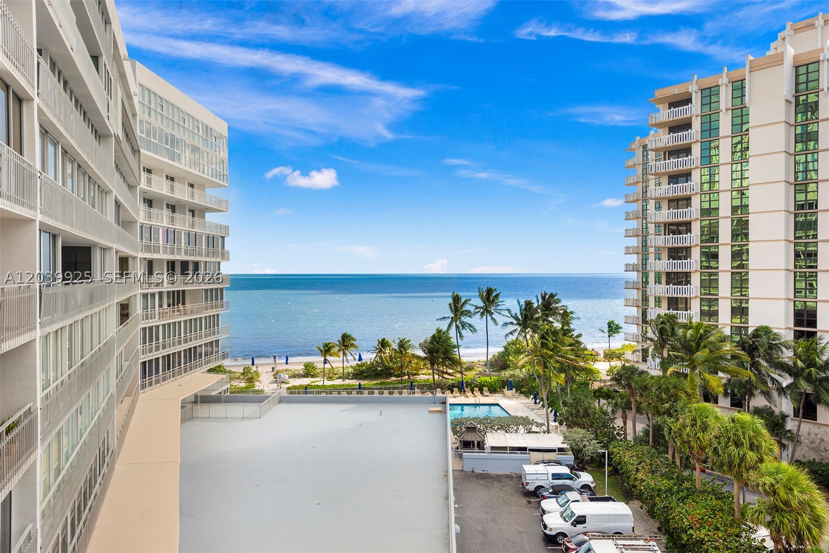 MAR-AZUL CONDO - Residential