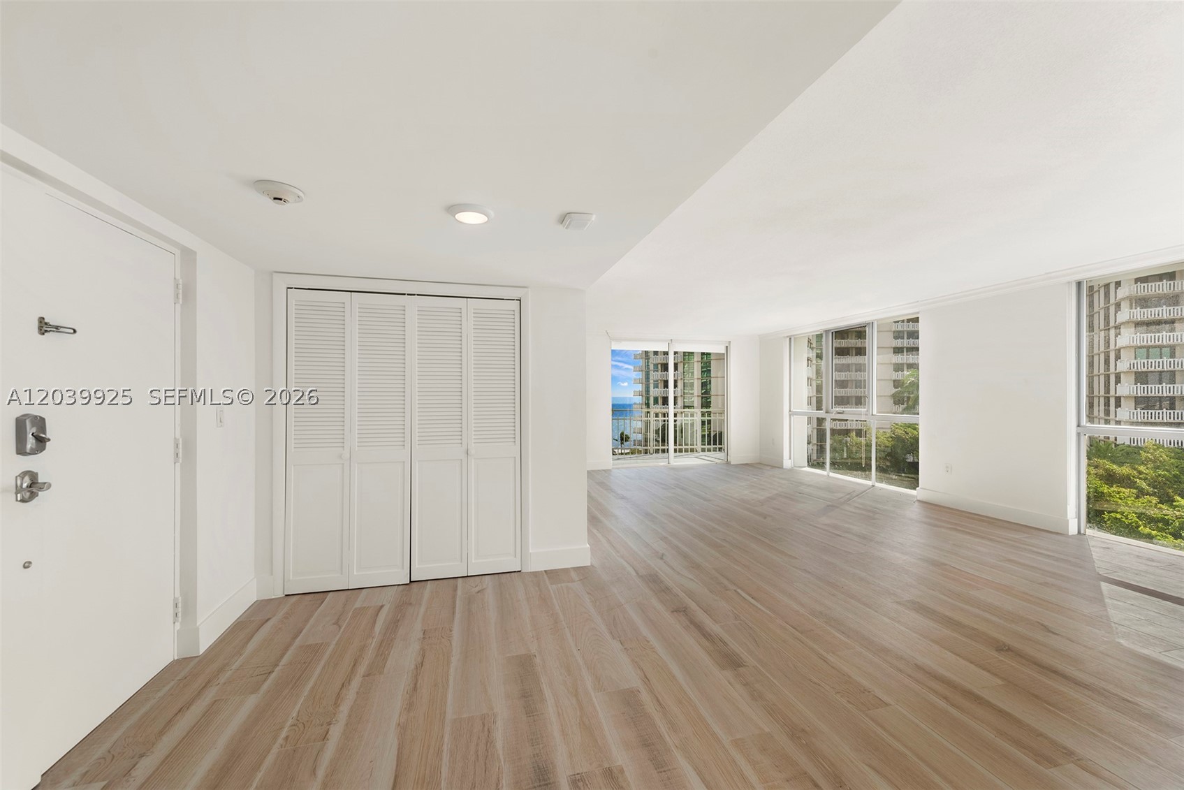 MAR-AZUL CONDO - Residential