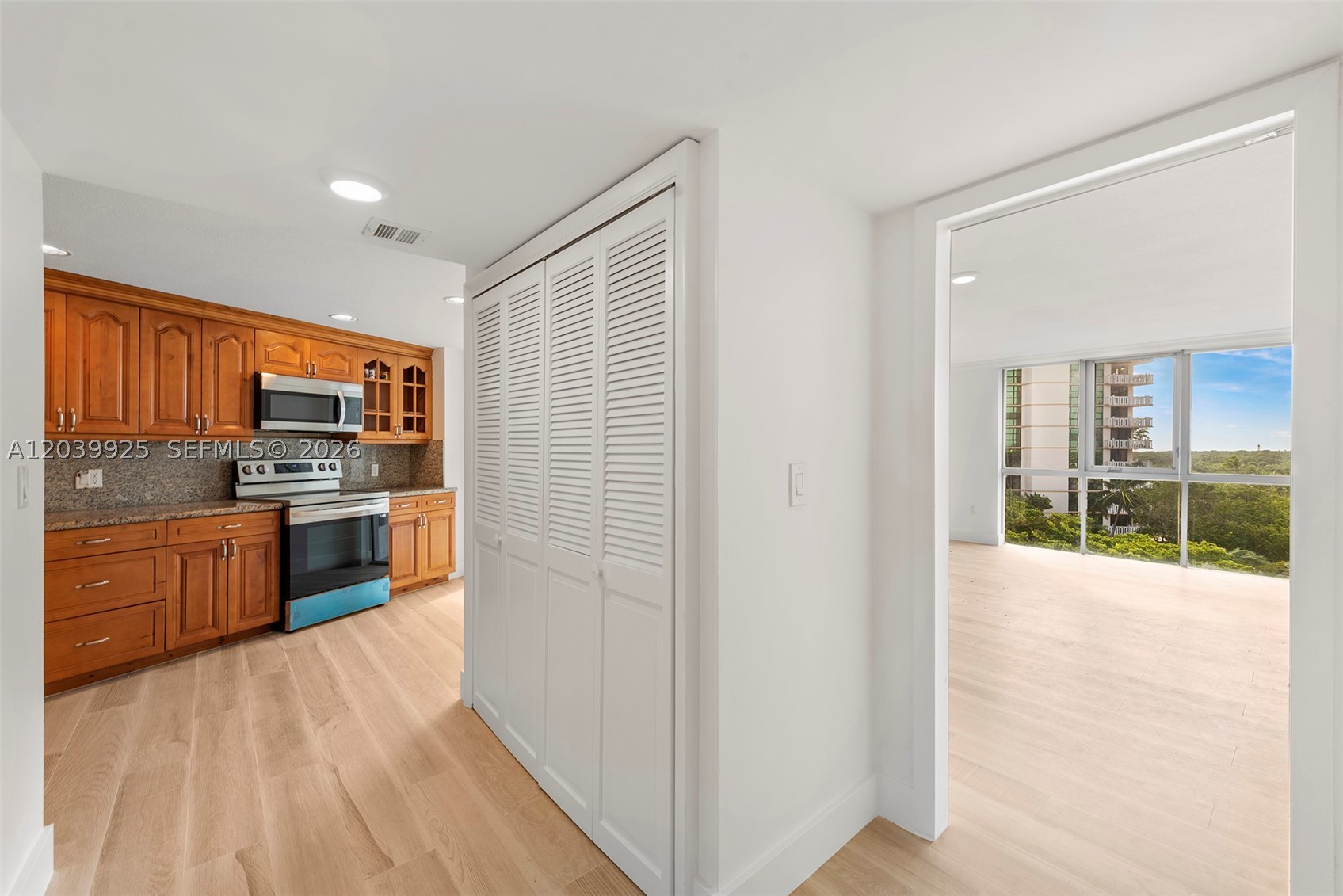 MAR-AZUL CONDO - Residential