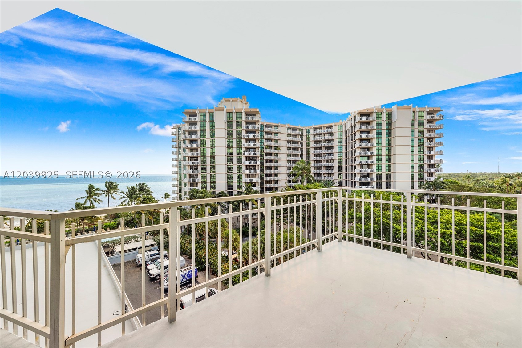 MAR-AZUL CONDO - Residential