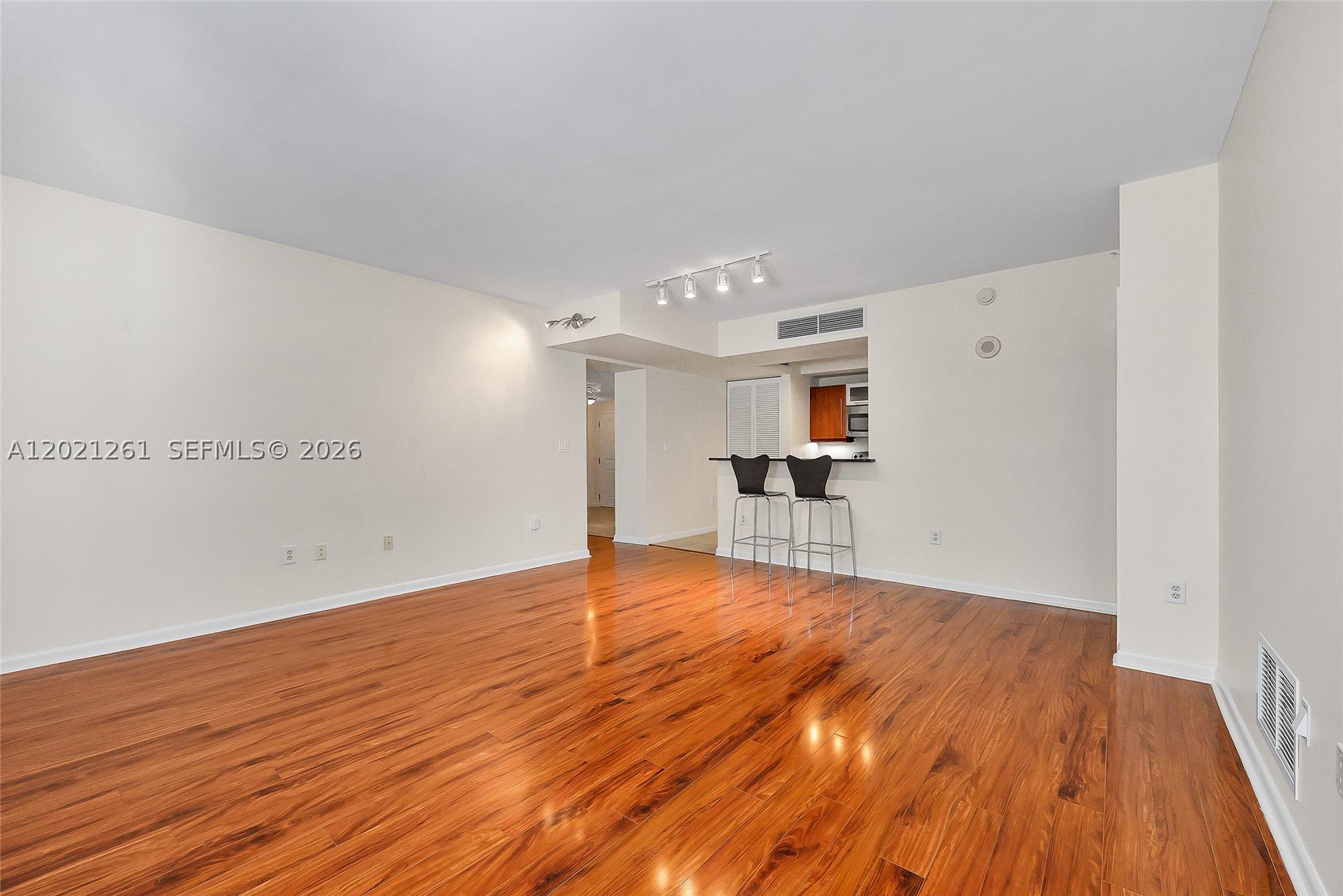TOSCANO CONDO - Residential Lease