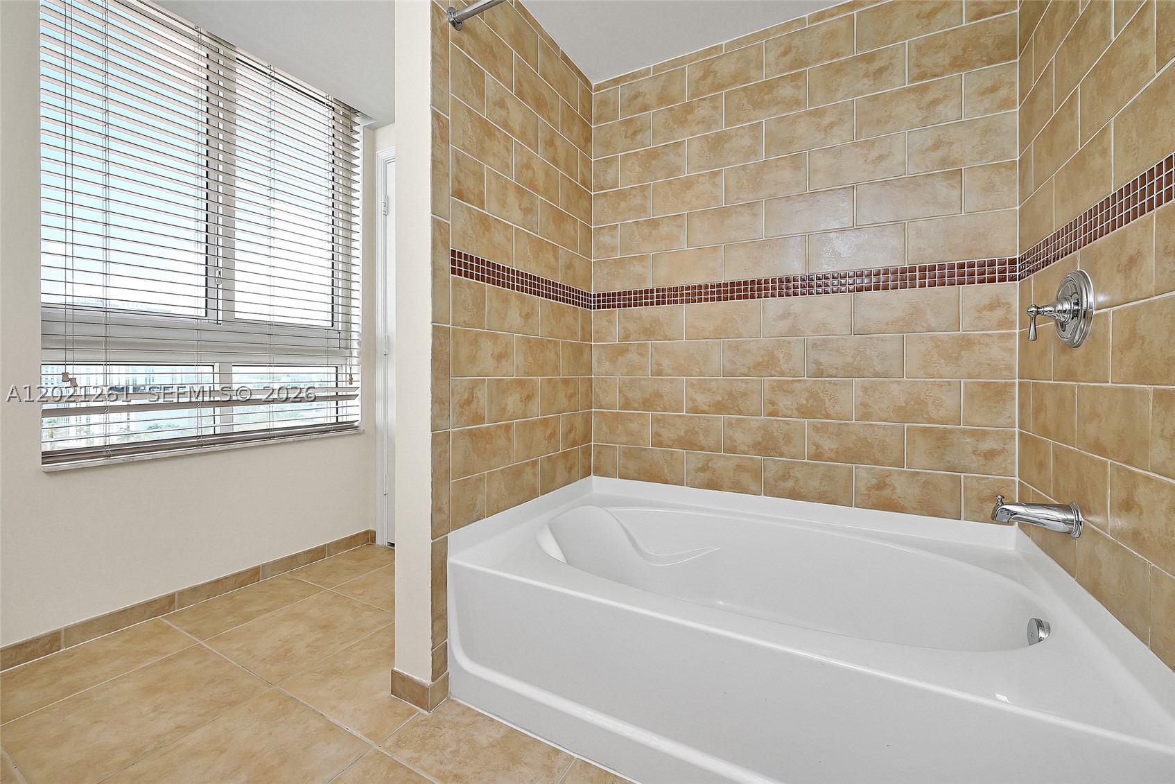 TOSCANO CONDO - Residential Lease