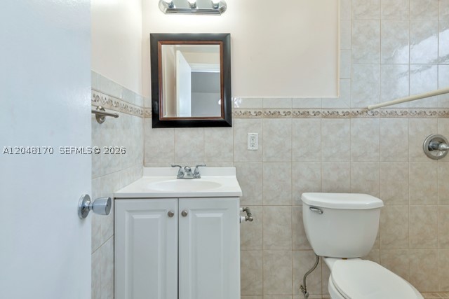THE KENSINGTON CONDO - Residential Lease