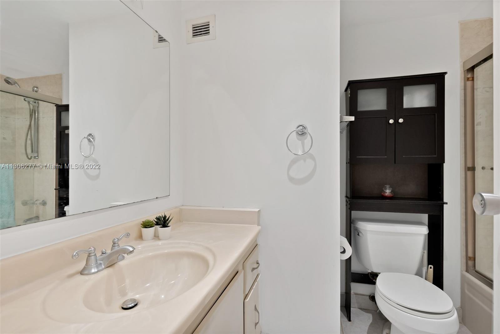 ALLINGTON TOWERS NORTH CO - Residential Lease