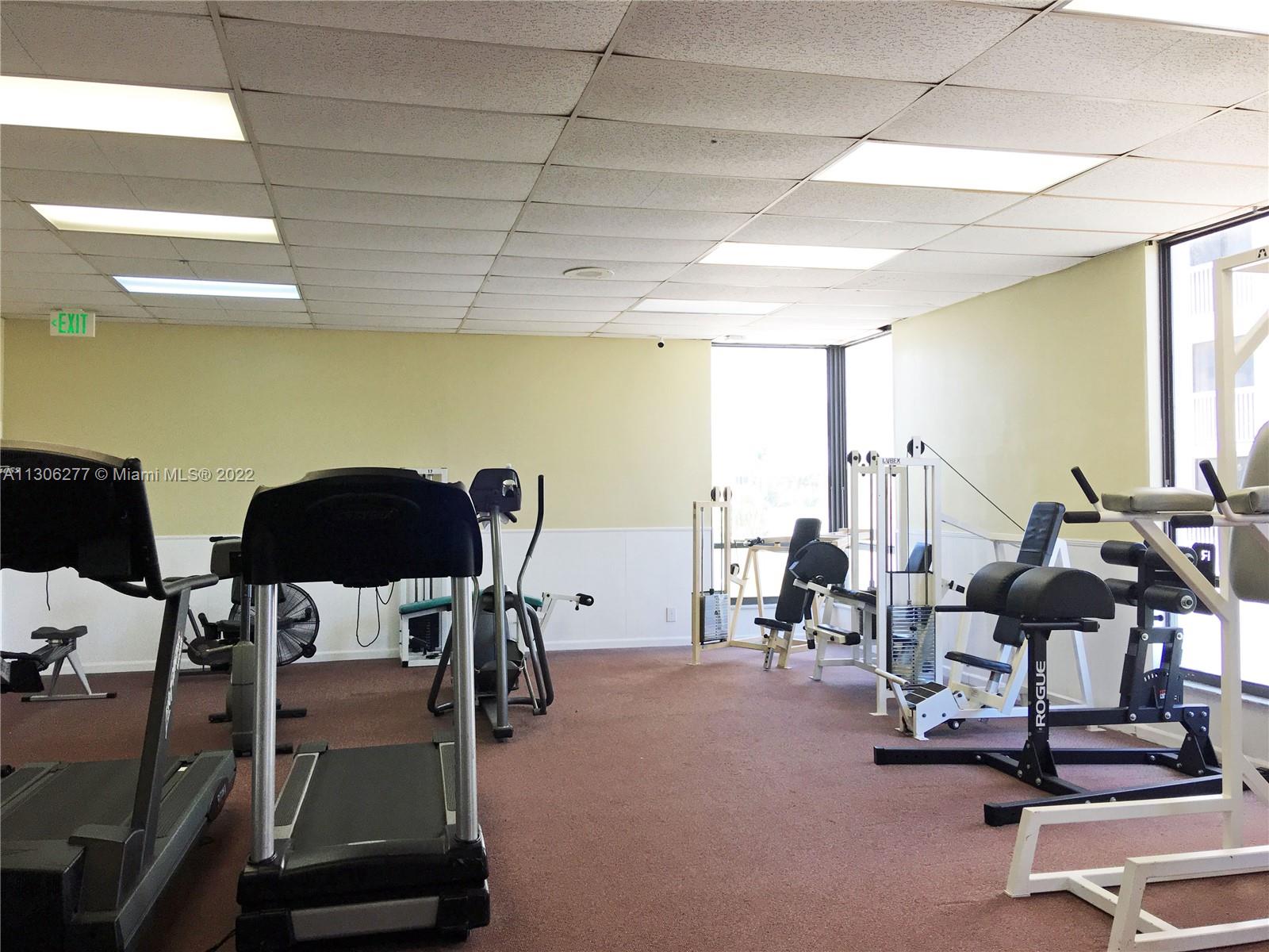 ALLINGTON TOWERS NORTH CO - Residential Lease