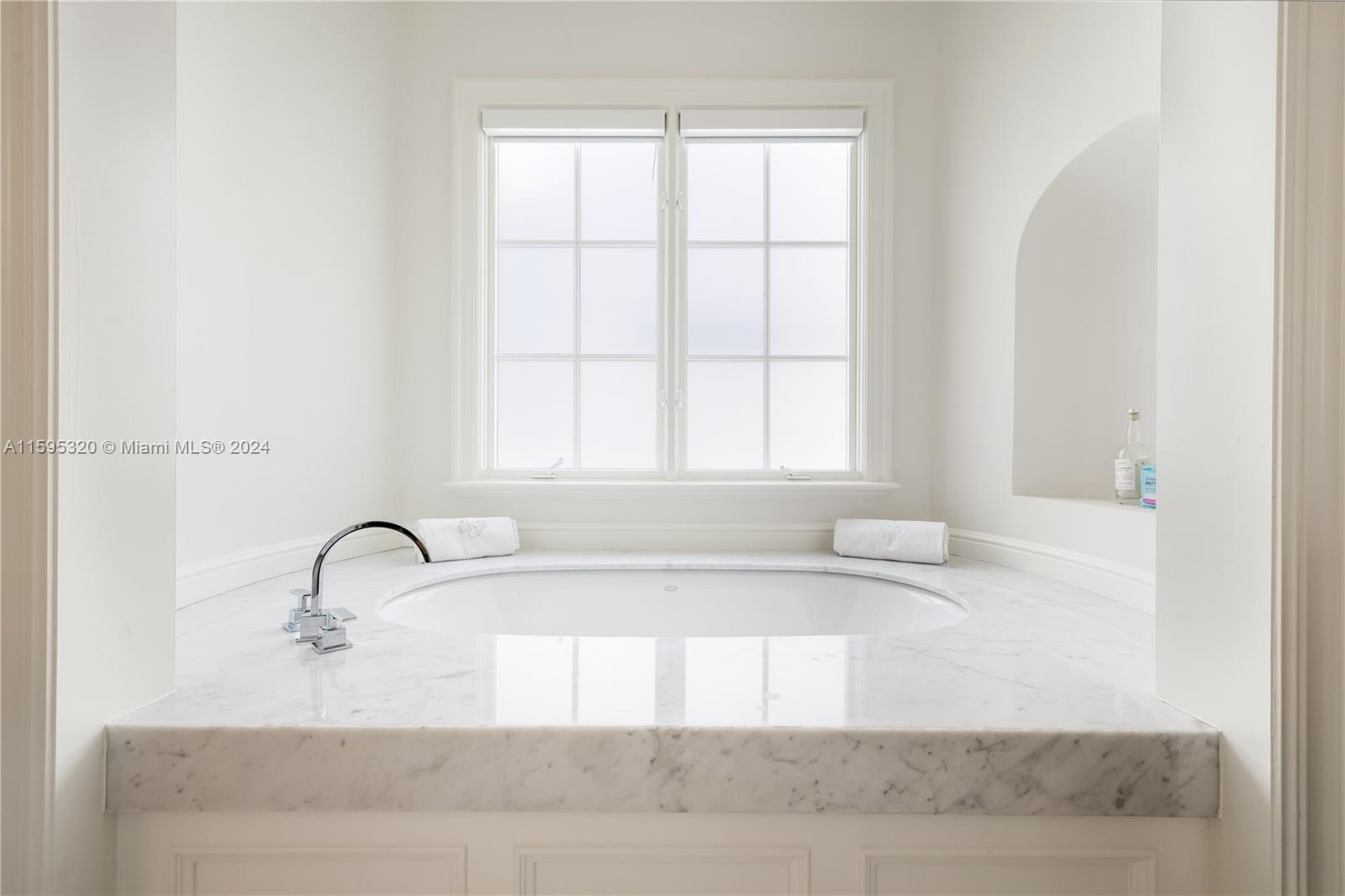 SANS SOUCI CORR PL OF 2ND - Residential Lease