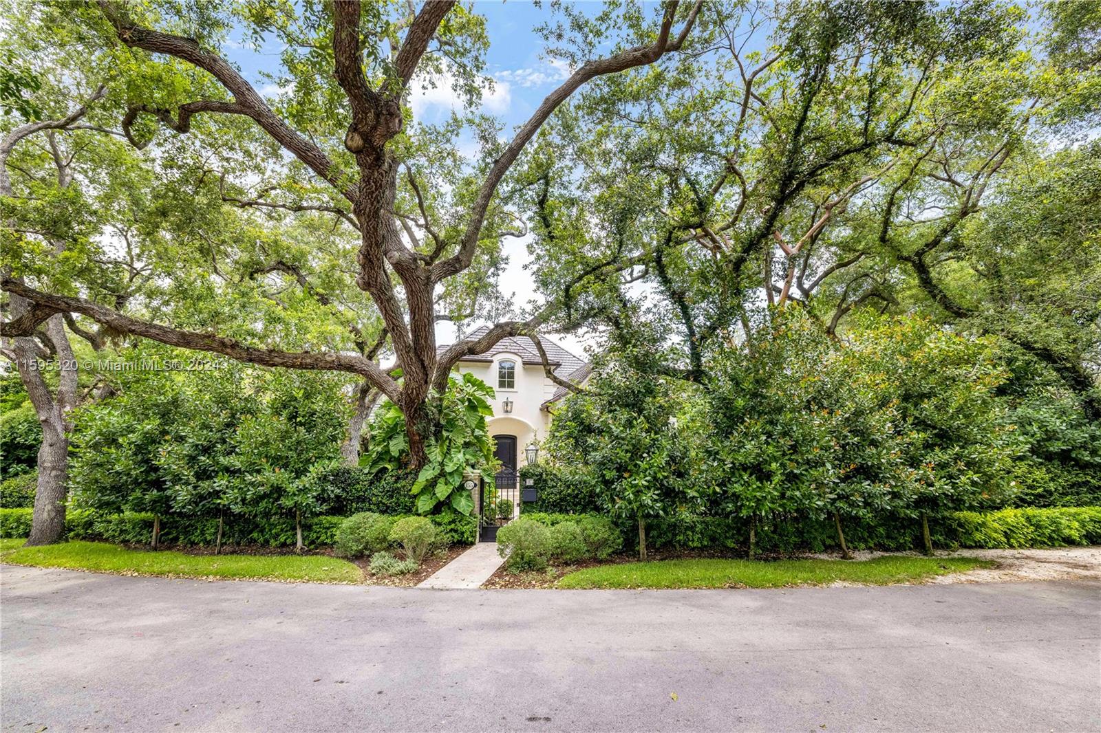 SANS SOUCI CORR PL OF 2ND - Residential Lease