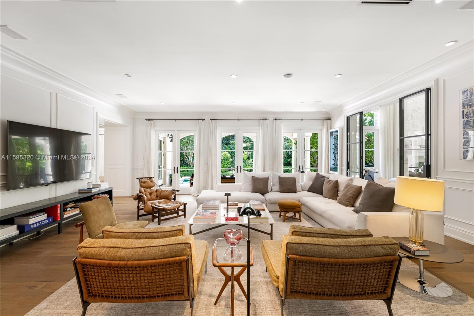 SANS SOUCI CORR PL OF 2ND - Residential Lease
