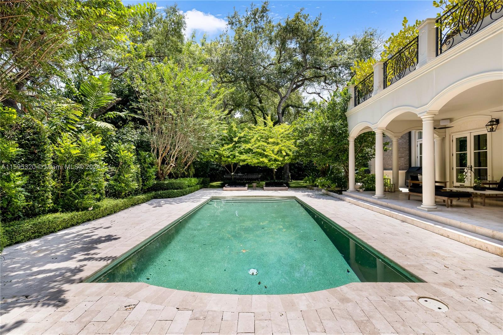 SANS SOUCI CORR PL OF 2ND - Residential Lease