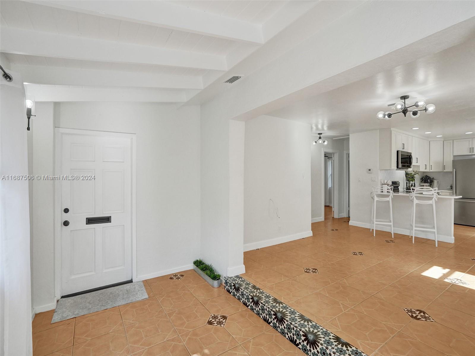 OAKLAND PARK SECOND ADD - Residential Lease