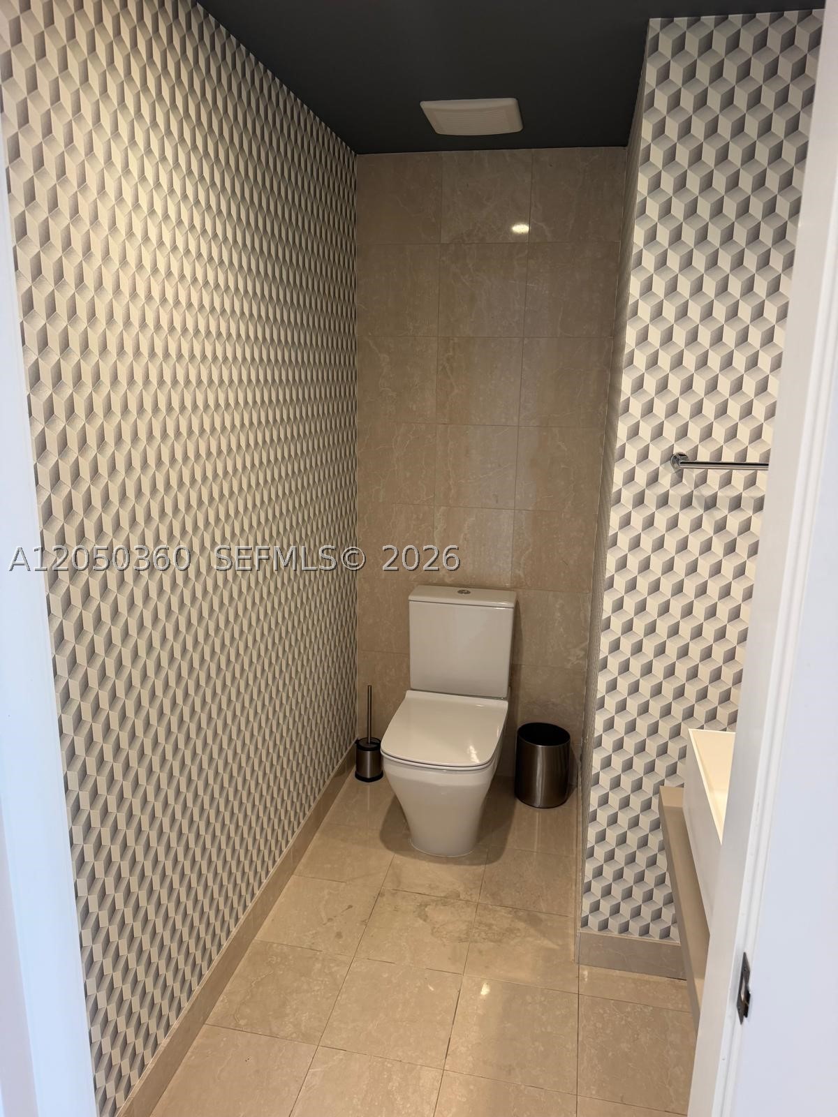 BRICKELL FLATIRON CONDO - Residential Lease